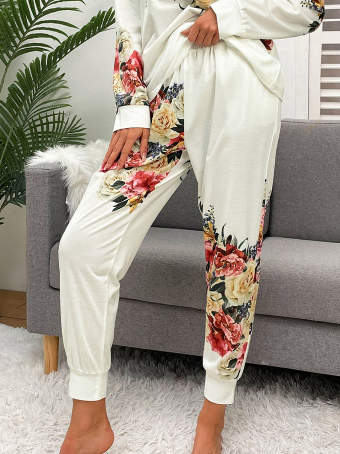 Printed Round Neck Top and Pants Lounge Set